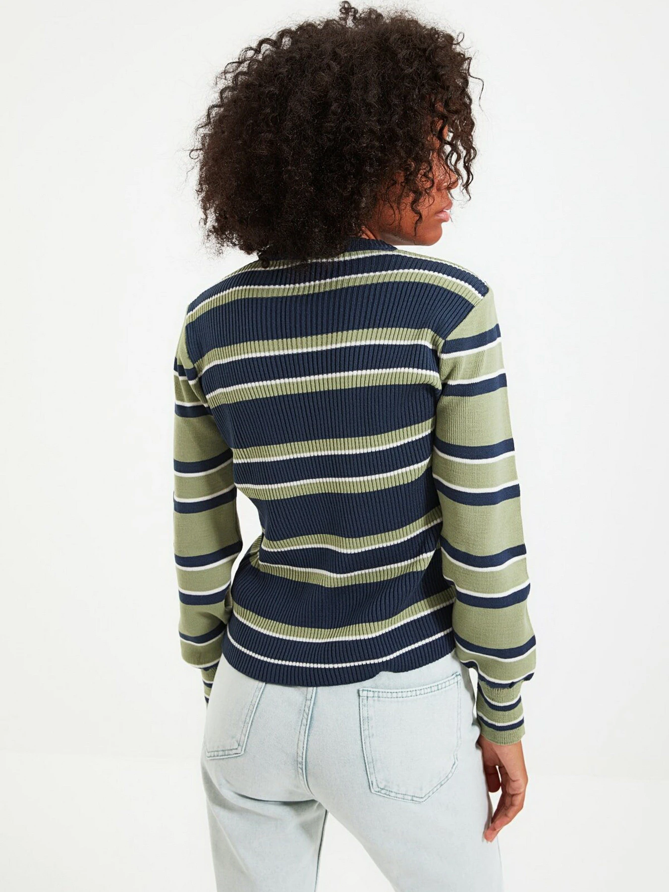 Свитры и кардиганы Trendyol модель TWOAW22KZ1098/Indigo Фото