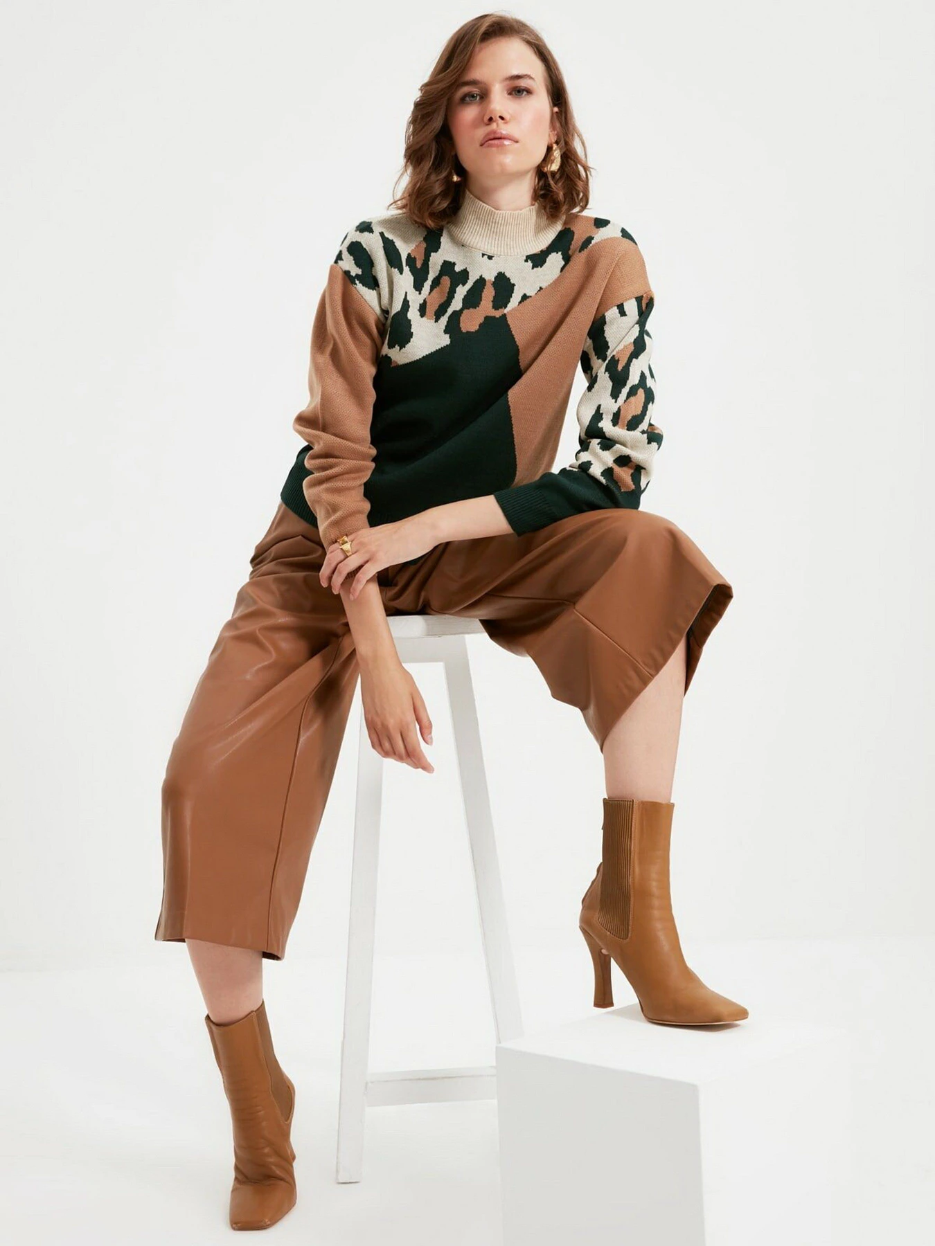 Свитры и кардиганы Trendyol модель TWOAW22KZ1107/Yesil Свитры и кардиганы Trendyol модель TWOAW22KZ1107/Yesil Фото