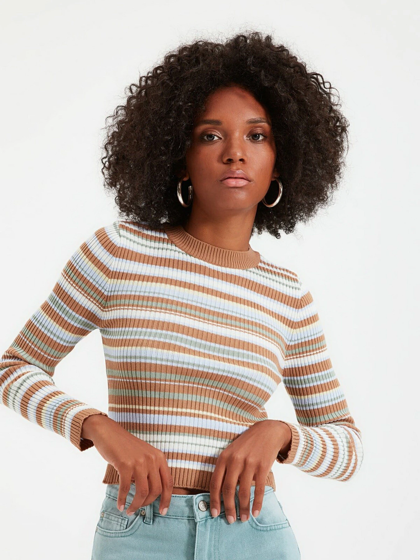 Свитры и кардиганы Trendyol модель TWOAW22KZ1114/Camel Свитры и кардиганы Trendyol модель TWOAW22KZ1114/Camel Фото