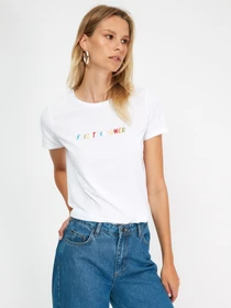 Футболки и поло Trendyol модель TWOSS21TS3781/Beyaz Фото