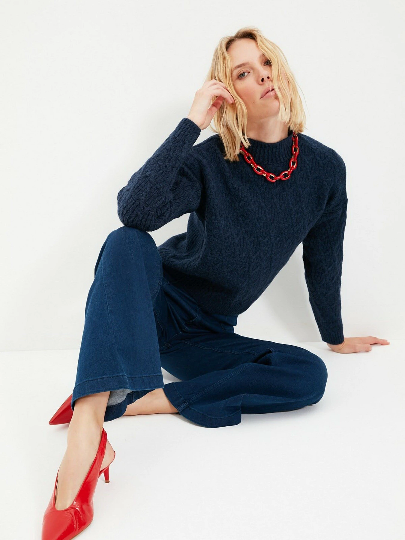 Свитры и кардиганы Trendyol модель TWOAW22KZ1554/Lacivert Свитры и кардиганы Trendyol модель TWOAW22KZ1554/Lacivert Фото