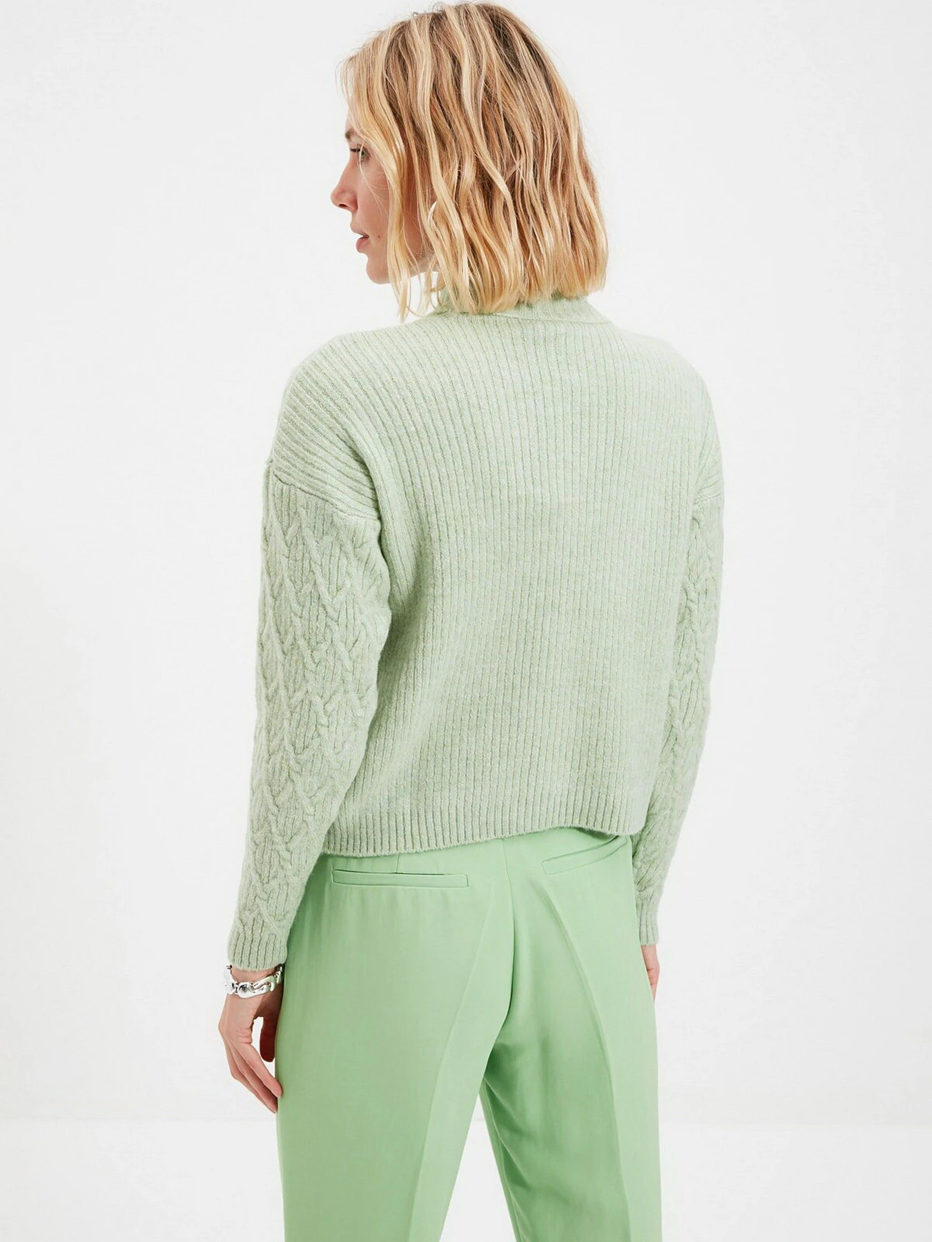 Свитры и кардиганы Trendyol модель TWOAW22KZ1554/Mint Фото