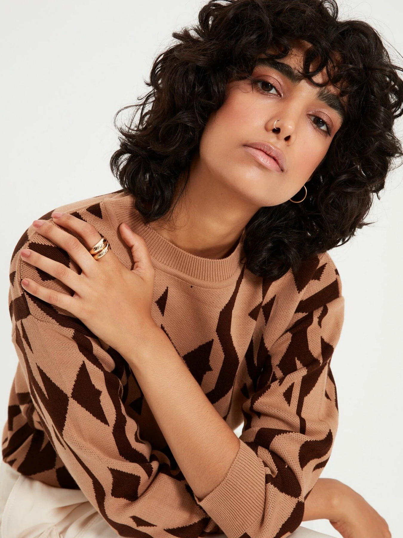 Свитры и кардиганы Trendyol модель TWOAW22KZ1649/Camel Фото