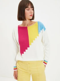 Свитры и кардиганы Trendyol модель TWOAW22KZ1733/Ekru Фото