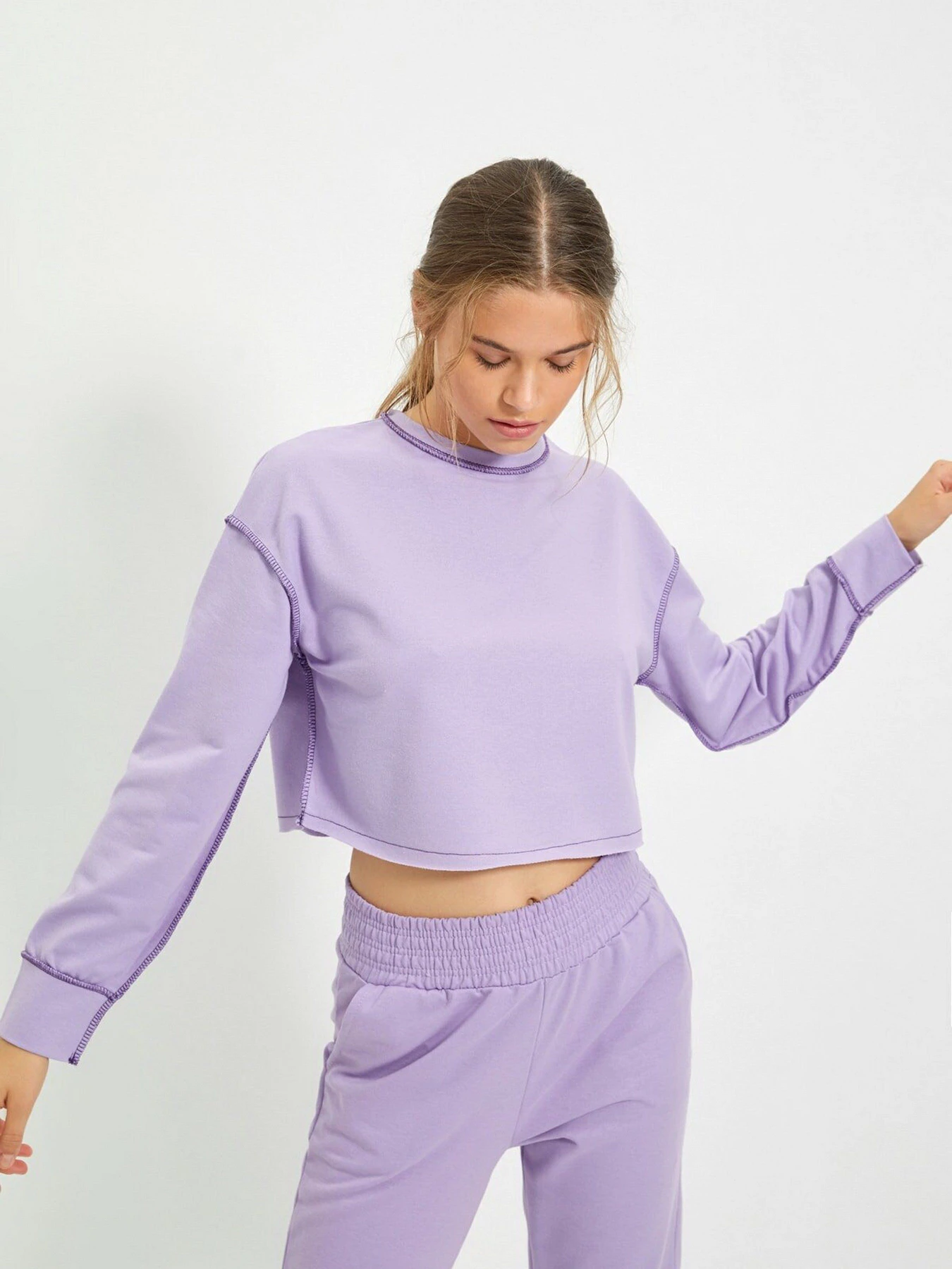 Худи и свитшоты Trendyol модель TWOAW22SW0450/Lila Худи и свитшоты Trendyol модель TWOAW22SW0450/Lila Фото