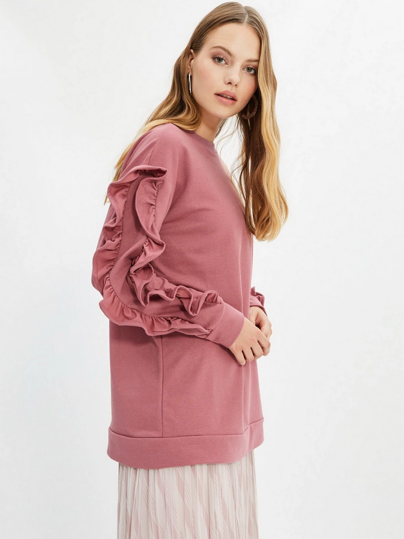 Свитры и кардиганы Trendyol модель TCTAW22TW0011/Gul Kurusu Свитры и кардиганы Trendyol модель TCTAW22TW0011/Gul Kurusu Фото