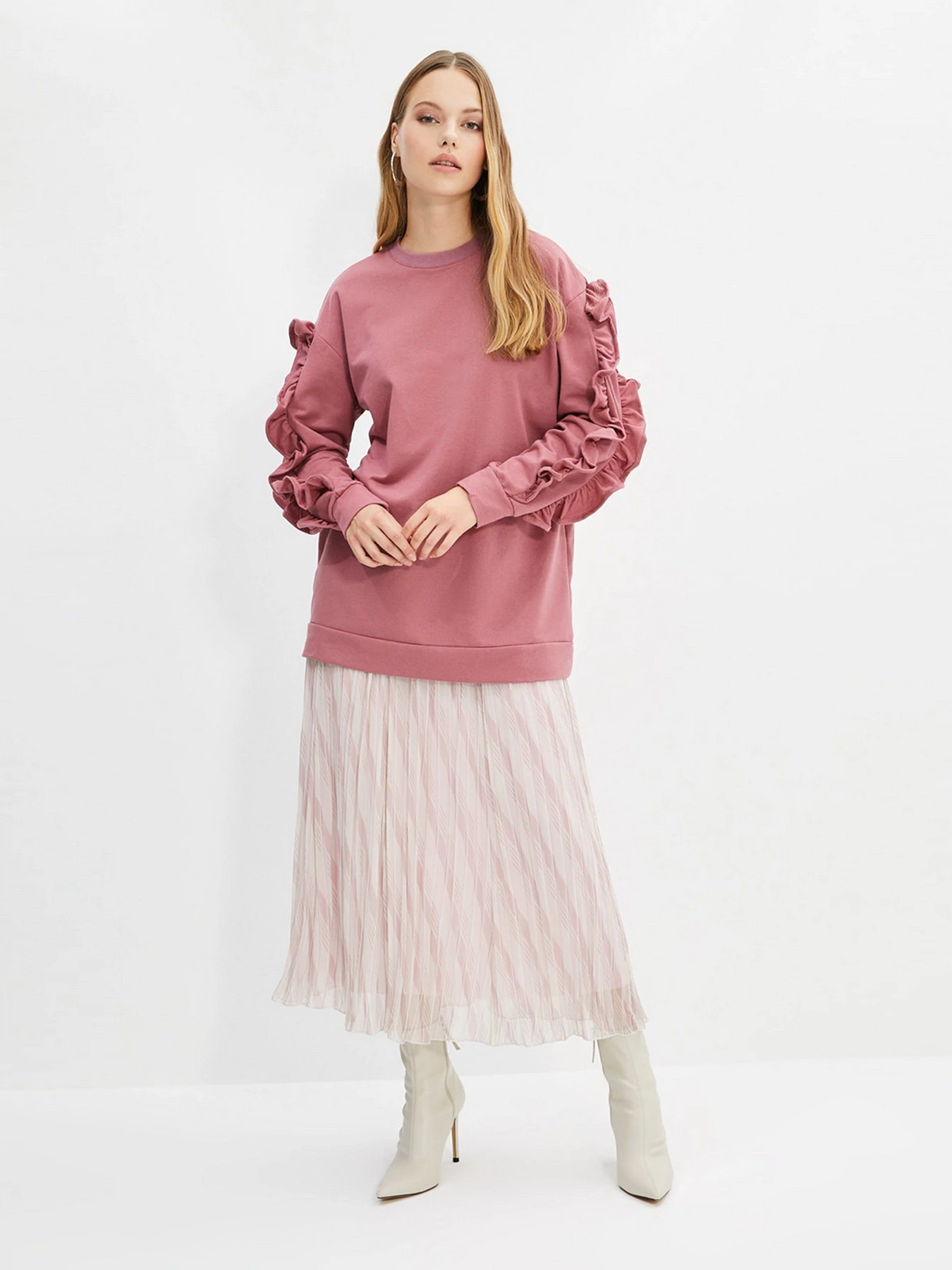 Свитры и кардиганы Trendyol модель TCTAW22TW0011/Gul Kurusu Свитры и кардиганы Trendyol модель TCTAW22TW0011/Gul Kurusu Фото