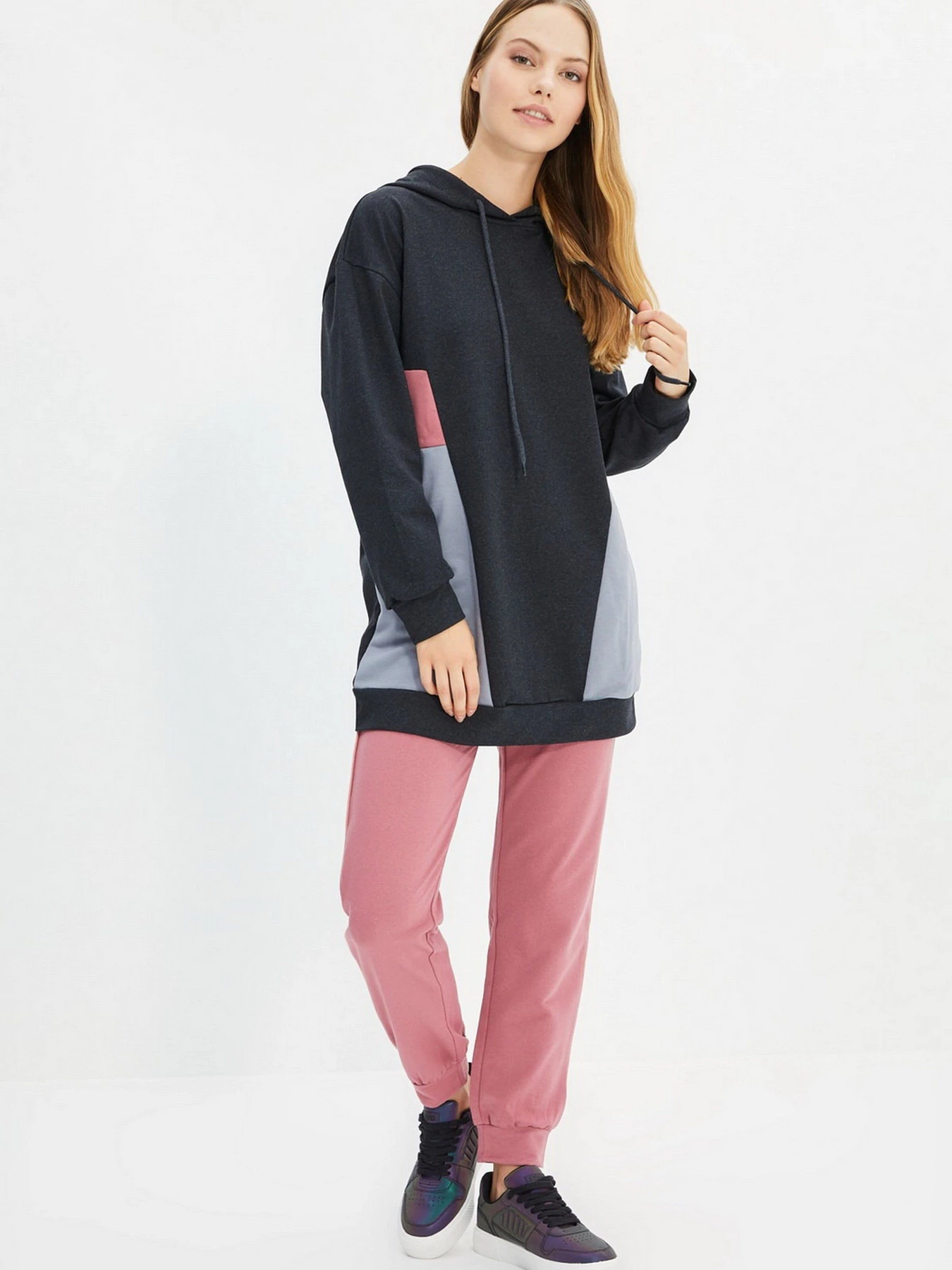 Штани Trendyol модель TCTSS21EA0207/Gul Kurusu Штани Trendyol модель TCTSS21EA0207/Gul Kurusu Фото
