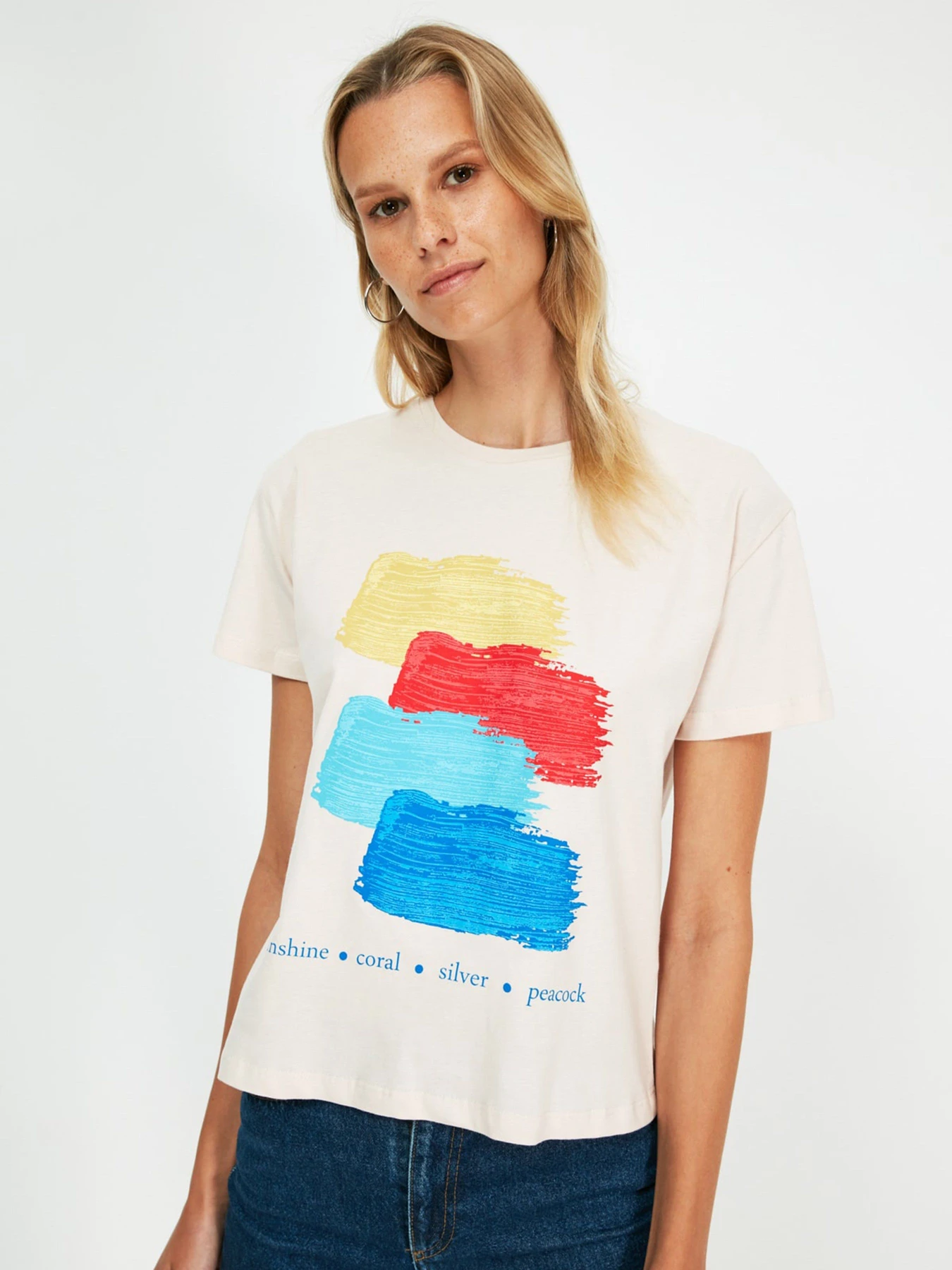 Футболки и поло Trendyol модель TWOSS21TS3933/Tas Футболки и поло Trendyol модель TWOSS21TS3933/Tas Фото