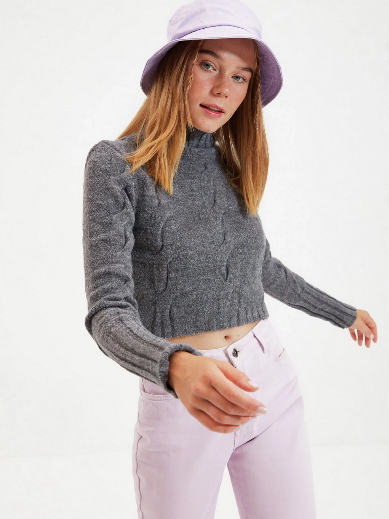 Свитры и кардиганы Trendyol модель TWOAW20KZ1175/Antrasit Свитры и кардиганы Trendyol модель TWOAW20KZ1175/Antrasit Фото