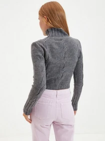 Свитры и кардиганы Trendyol модель TWOAW20KZ1175/Antrasit Фото