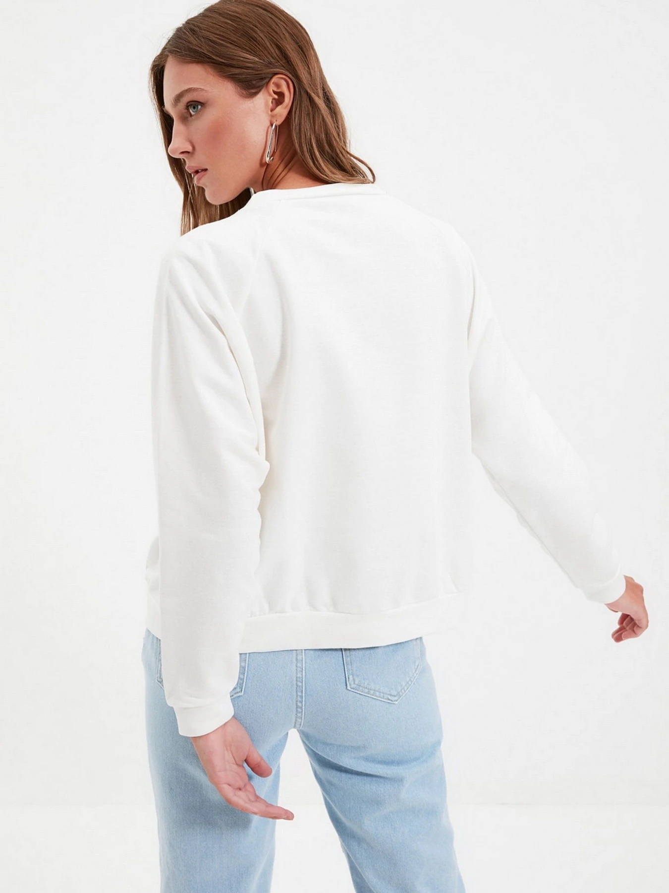 Свитры и кардиганы Trendyol модель TWOAW20SW0055/Ekru Свитры и кардиганы Trendyol модель TWOAW20SW0055/Ekru Фото