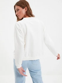 Свитры и кардиганы Trendyol модель TWOAW20SW0055/Ekru Фото