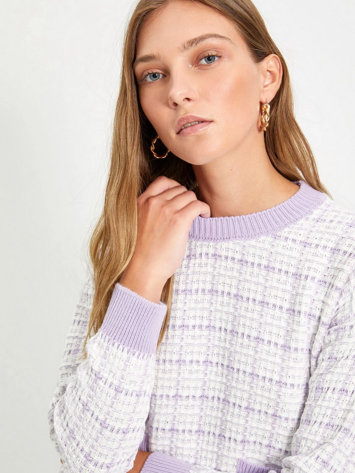 Свитры и кардиганы Trendyol модель TWOAW21KZ0031/Lila Фото