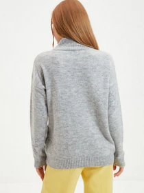 Светри та кардигани Trendyol модель TWOAW21KZ0356/Gri Фото