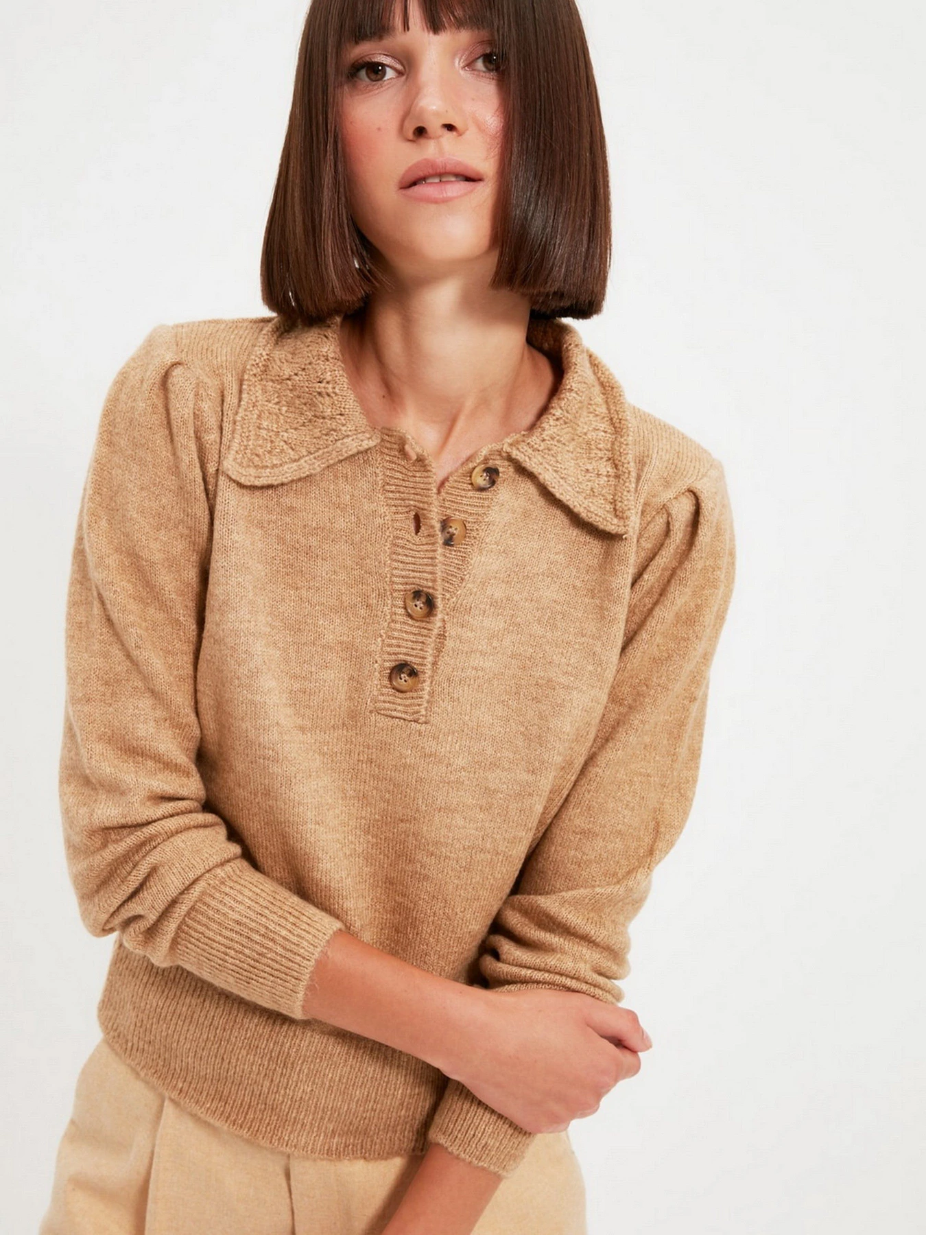 Свитры и кардиганы Trendyol модель TWOAW21KZ1182/Camel Фото