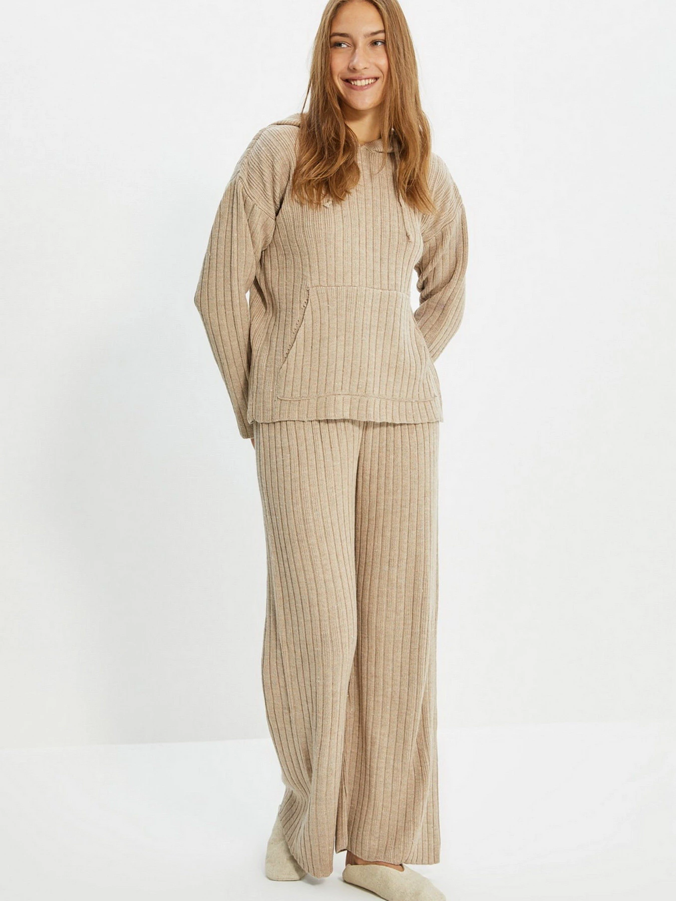 Костюмы Trendyol модель TWOAW22AU0017/Vizon Фото