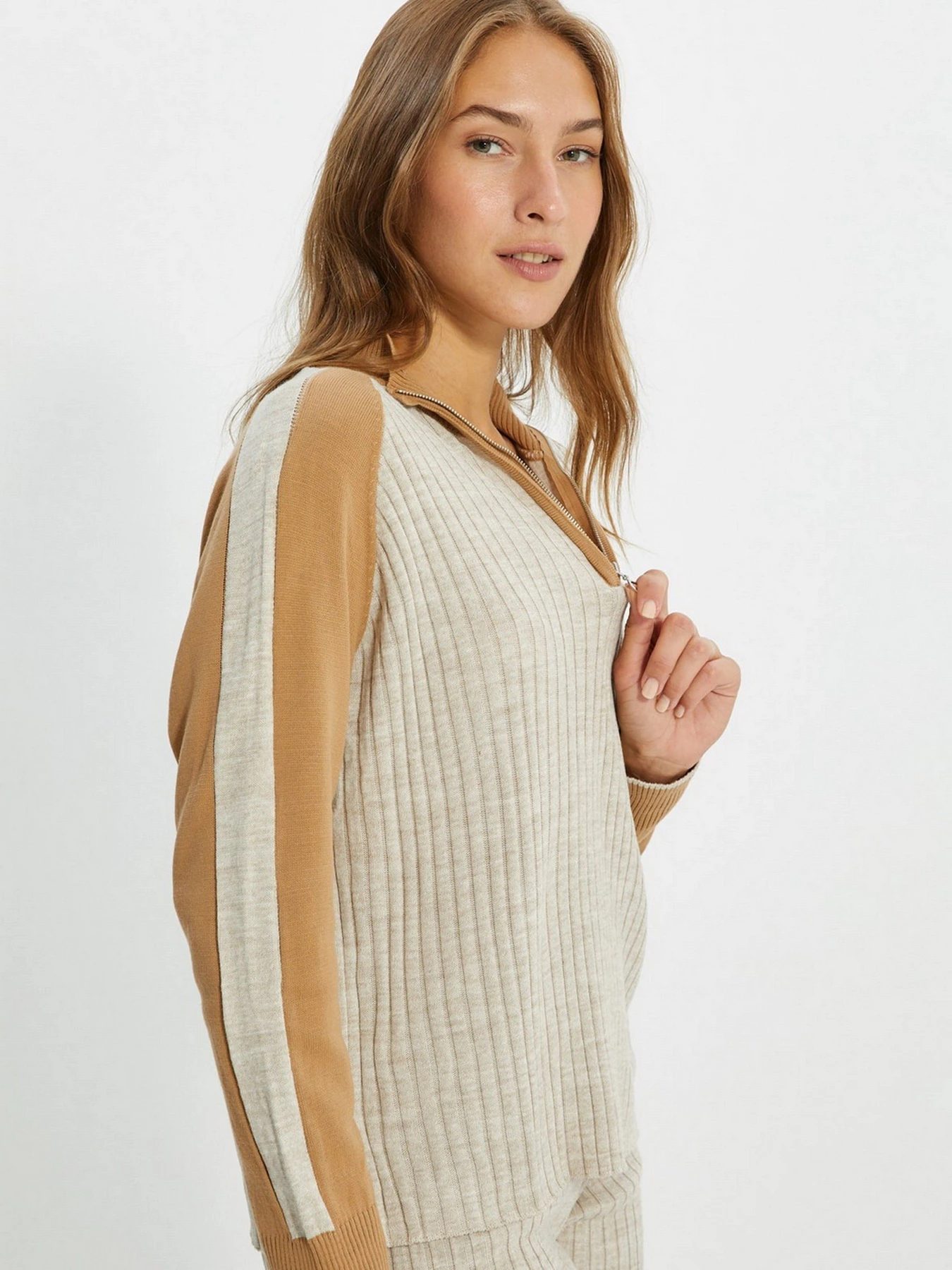 Костюмы Trendyol модель TWOAW22AU0024/Bej Фото