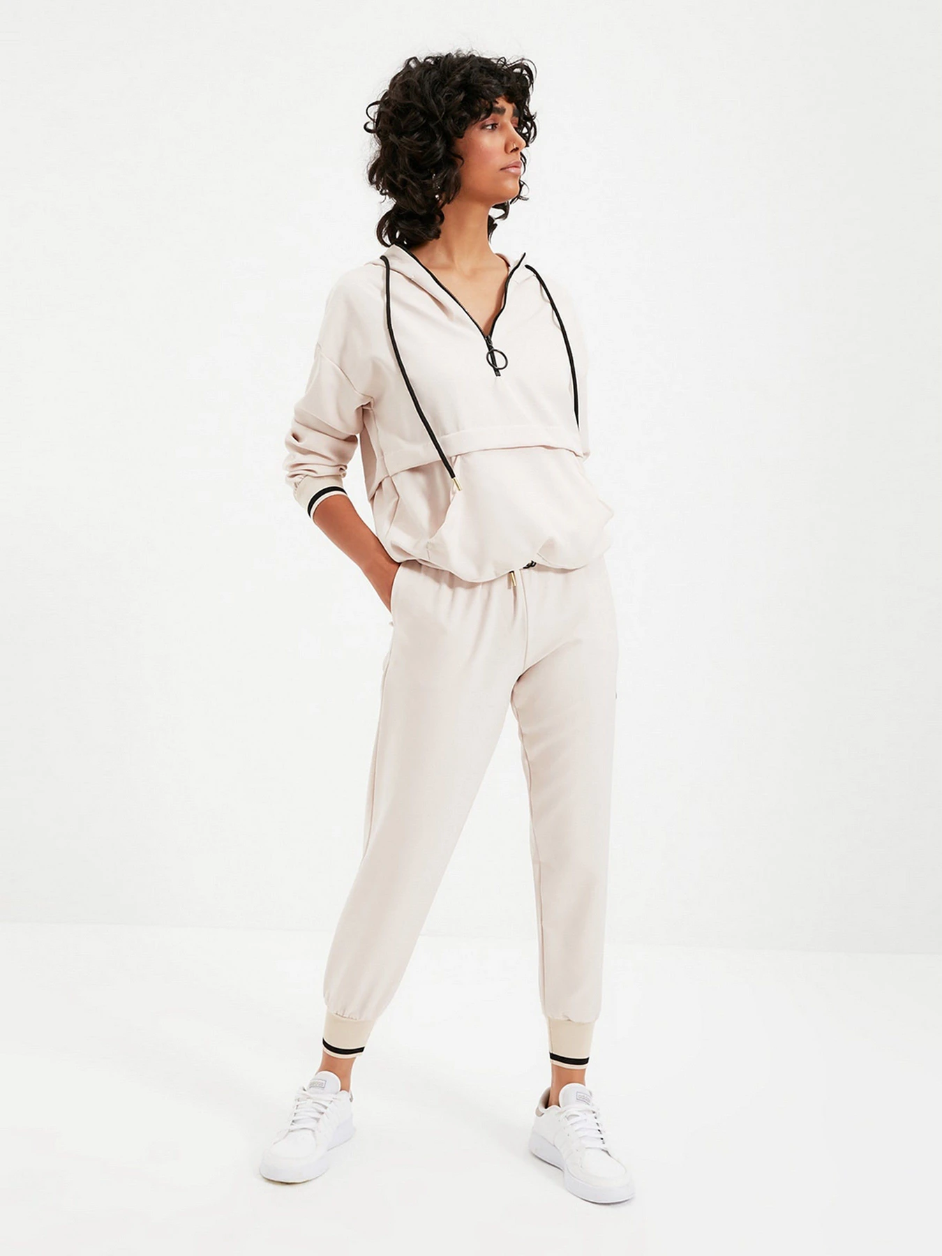 Костюмы Trendyol модель TWOAW22AU0111/Bej Фото
