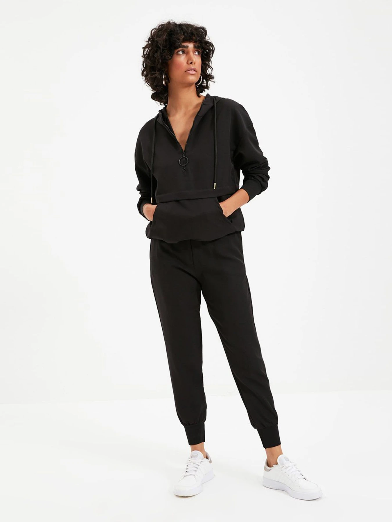 Костюмы Trendyol модель TWOAW22AU0111/Siyah Фото