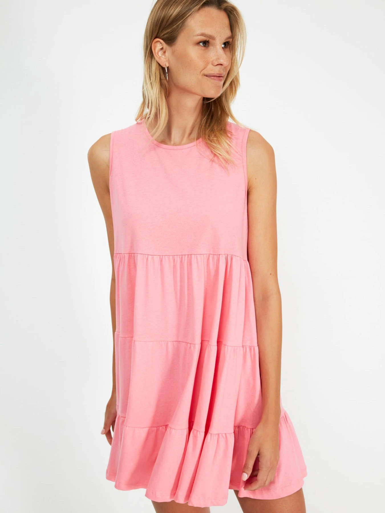 Платья Trendyol модель TWOSS21EL4360/Pembe Фото