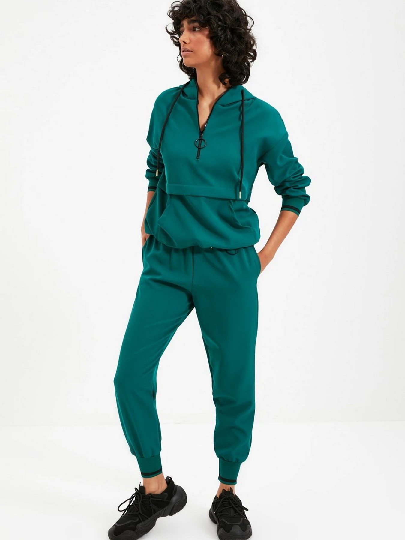Костюмы Trendyol модель TWOAW22AU0111/Yesil Фото