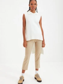 Свитры и кардиганы Trendyol модель TWOAW22BZ0079/Ekru Фото