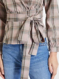 Рубашки Trendyol модель TWOAW22BZ0098/Cok Renkli Фото