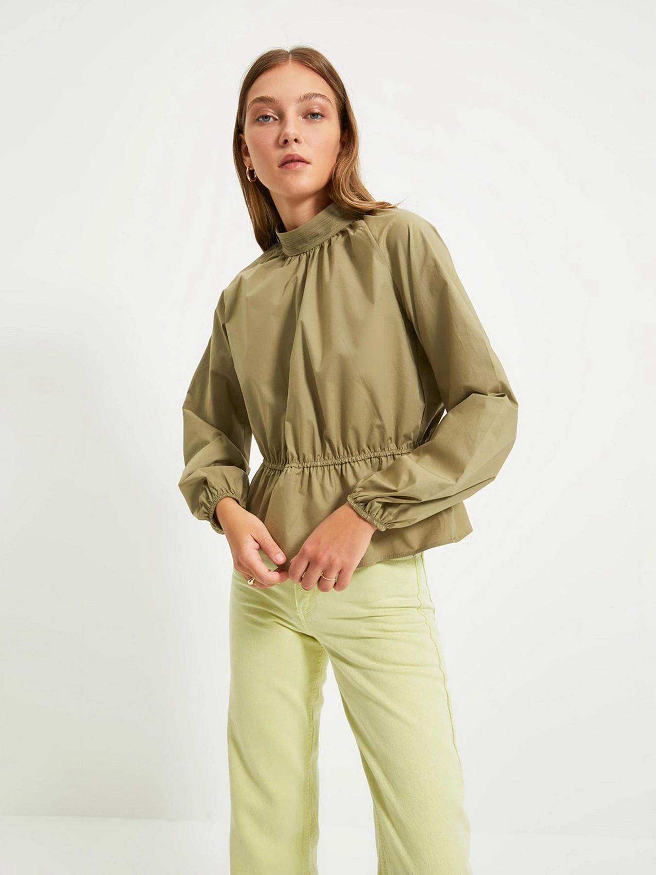 Рубашки Trendyol модель TWOAW22BZ0101/Haki Фото