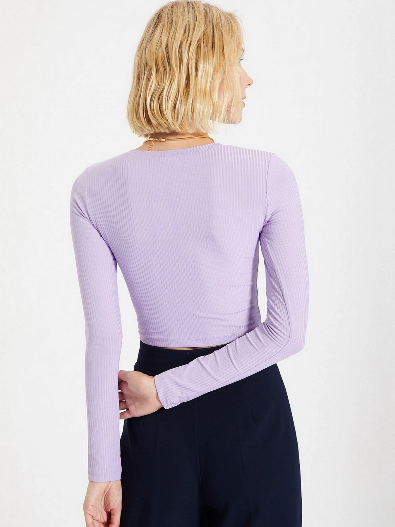 Худи и свитшоты Trendyol модель TWOAW22BZ0121/Lila Худи и свитшоты Trendyol модель TWOAW22BZ0121/Lila Фото