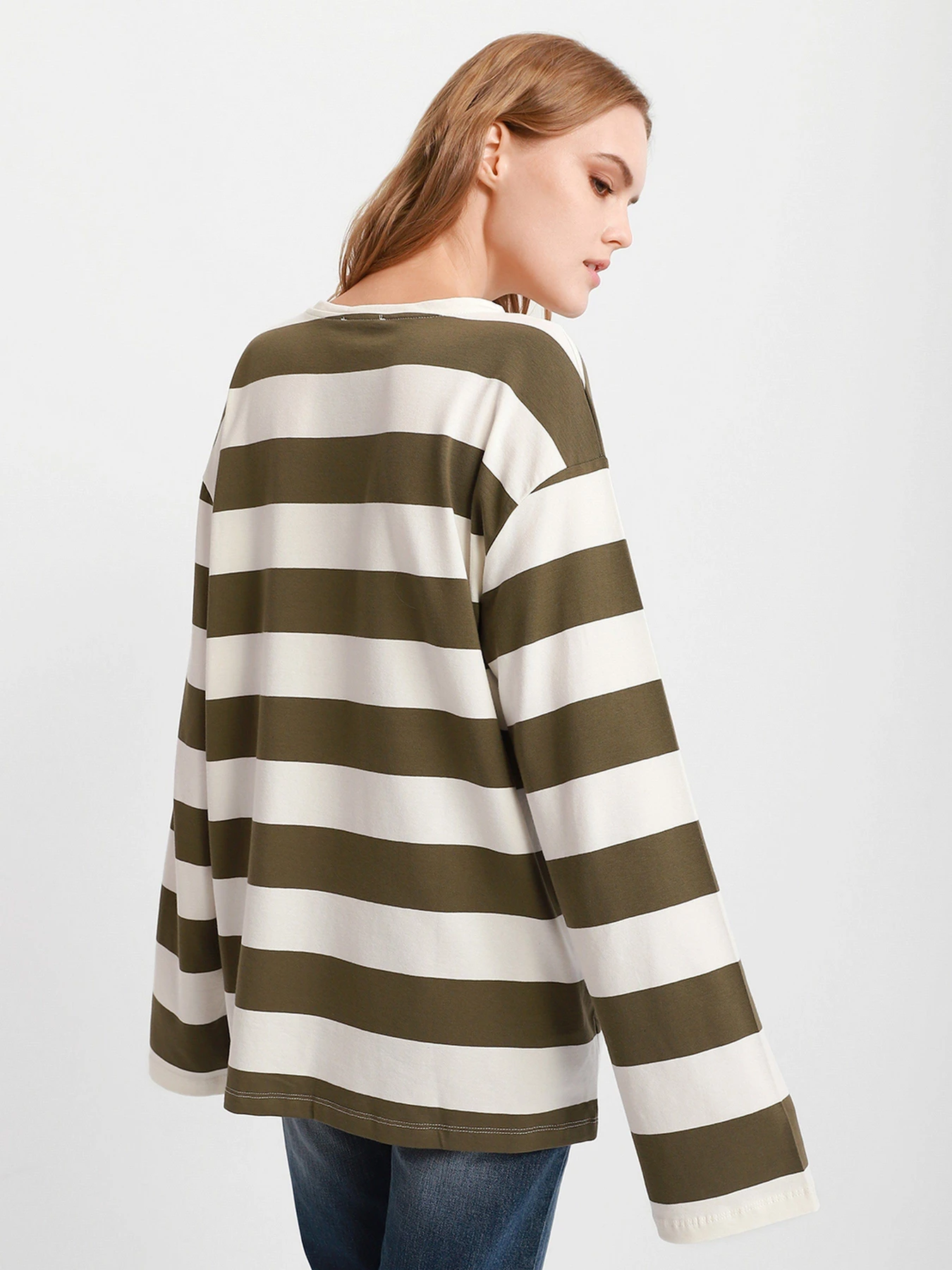 Худи и свитшоты Trendyol модель TWOAW22BZ0162/Haki Фото