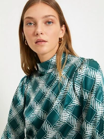Рубашки Trendyol модель TWOAW22BZ0171/Zumrut Yesili Фото