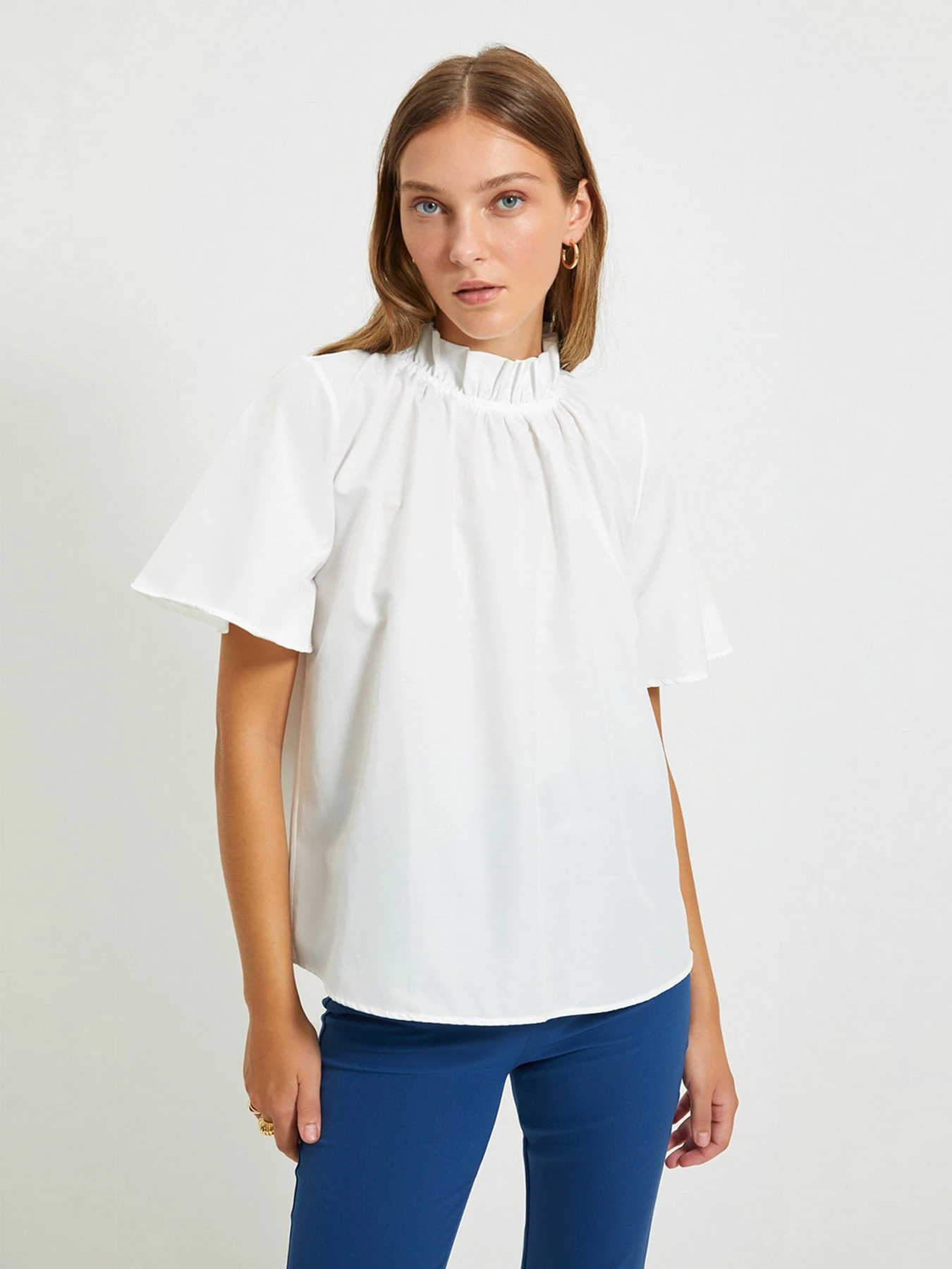 Рубашки Trendyol модель TWOAW22BZ0195/Ekru Рубашки Trendyol модель TWOAW22BZ0195/Ekru Фото