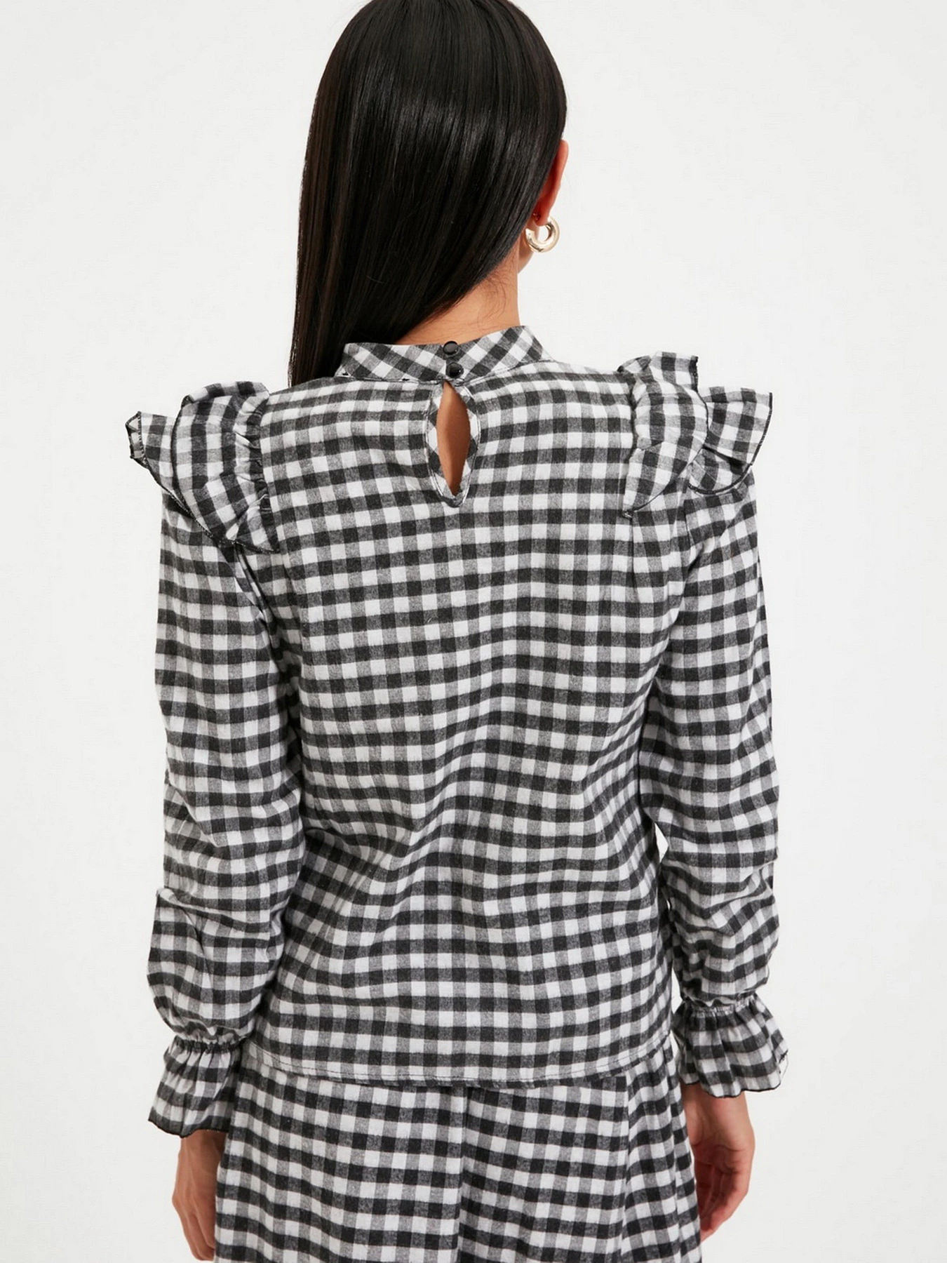 Рубашки Trendyol модель TWOAW22BZ0226/Siyah Рубашки Trendyol модель TWOAW22BZ0226/Siyah Фото