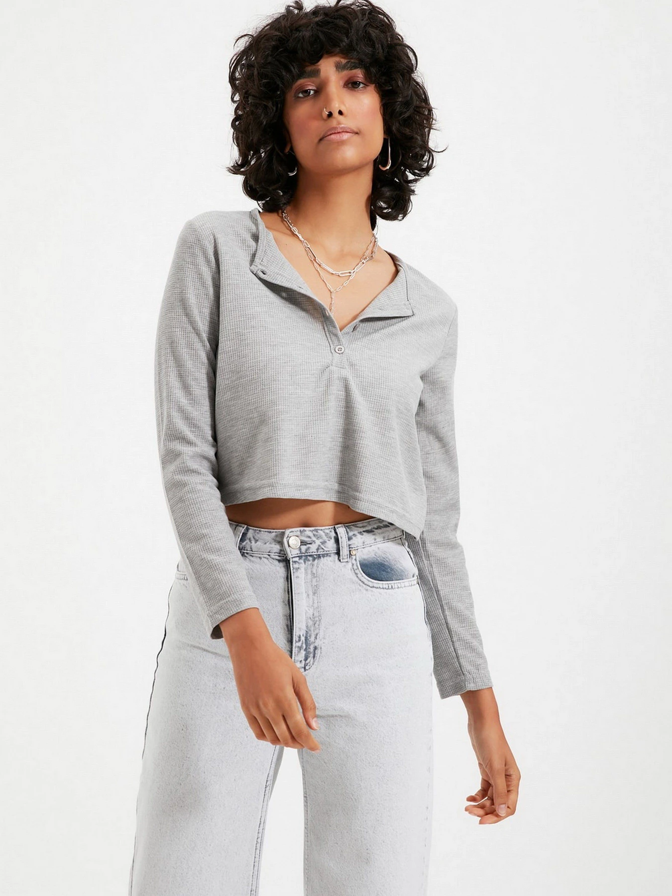 Худи и свитшоты Trendyol модель TWOAW22BZ0283/Gri Худи и свитшоты Trendyol модель TWOAW22BZ0283/Gri Фото