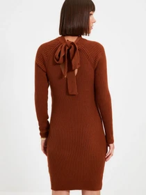 Платья Trendyol модель TWOAW22EL0017/Kiremit Фото