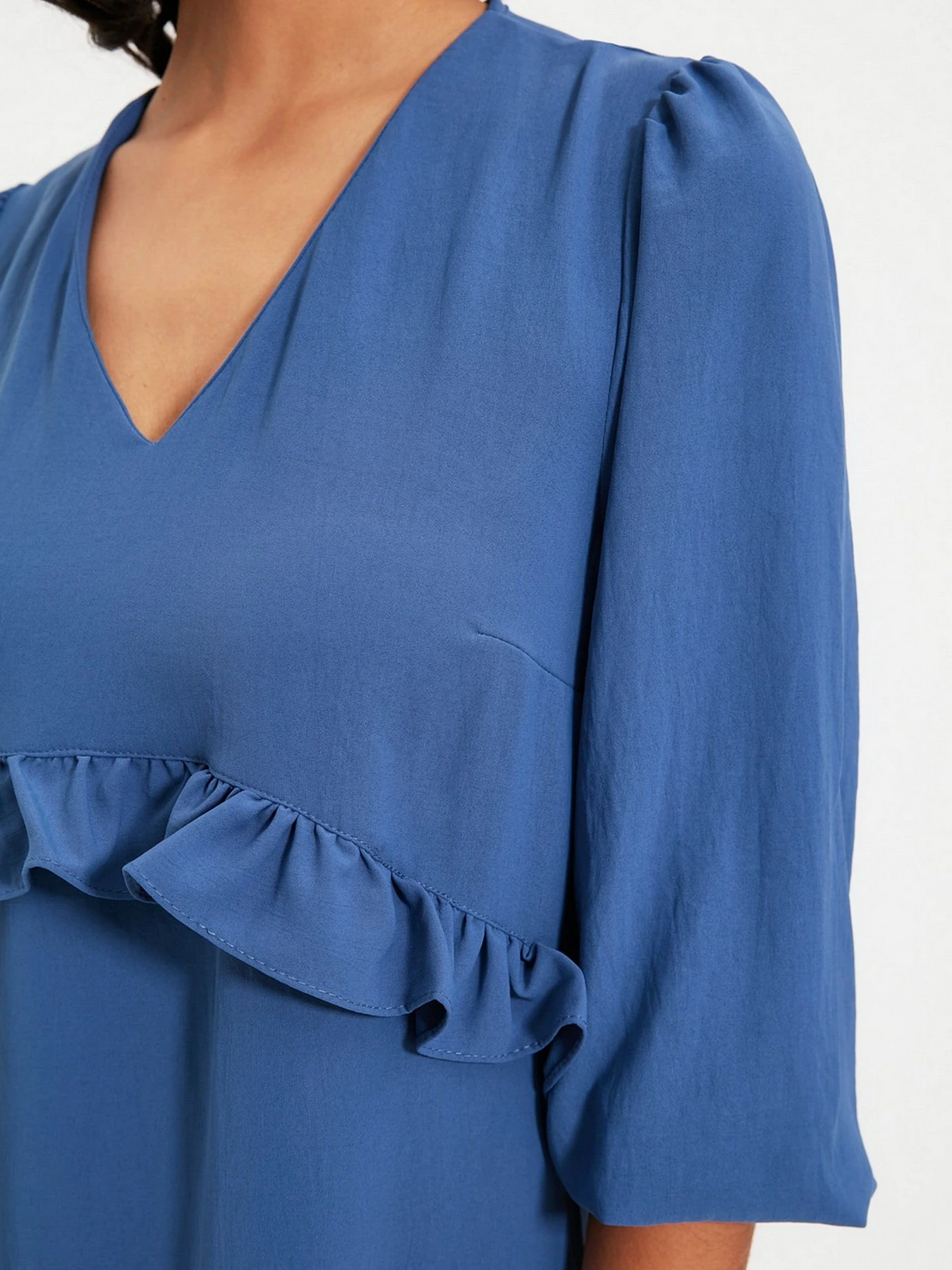 Платья Trendyol модель TWOAW22EL0063/Indigo Фото