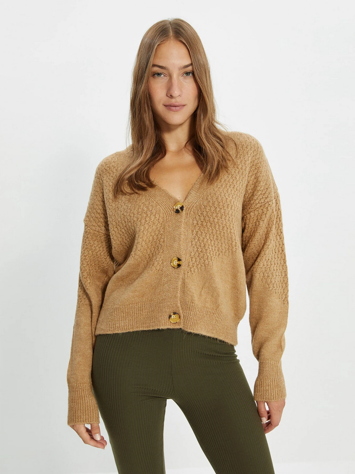 Свитры и кардиганы Trendyol модель TWOAW22HI0297/Camel Фото