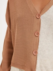 Свитры и кардиганы Trendyol модель TWOAW22HI0353/Camel Фото