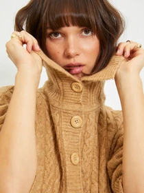 Свитры и кардиганы Trendyol модель TWOAW22HI0406/Camel Фото
