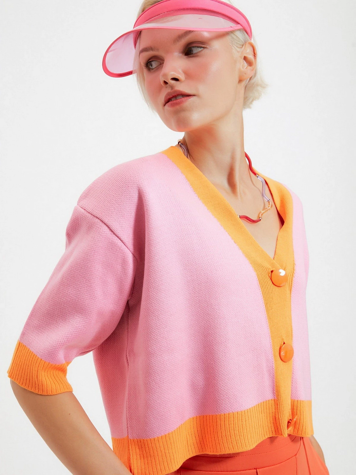 Свитры и кардиганы Trendyol модель TWOAW22HI0421/Pembe Фото
