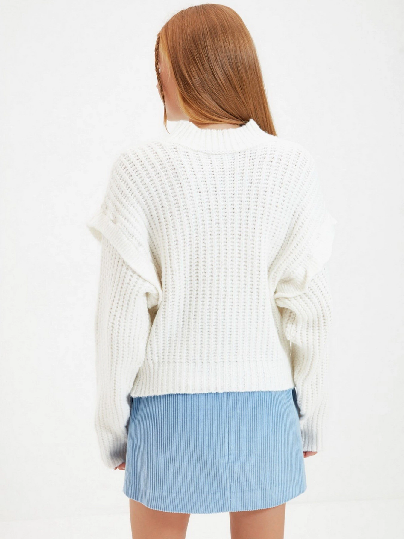 Свитры и кардиганы Trendyol модель TWOAW22KZ0240/Ekru Фото