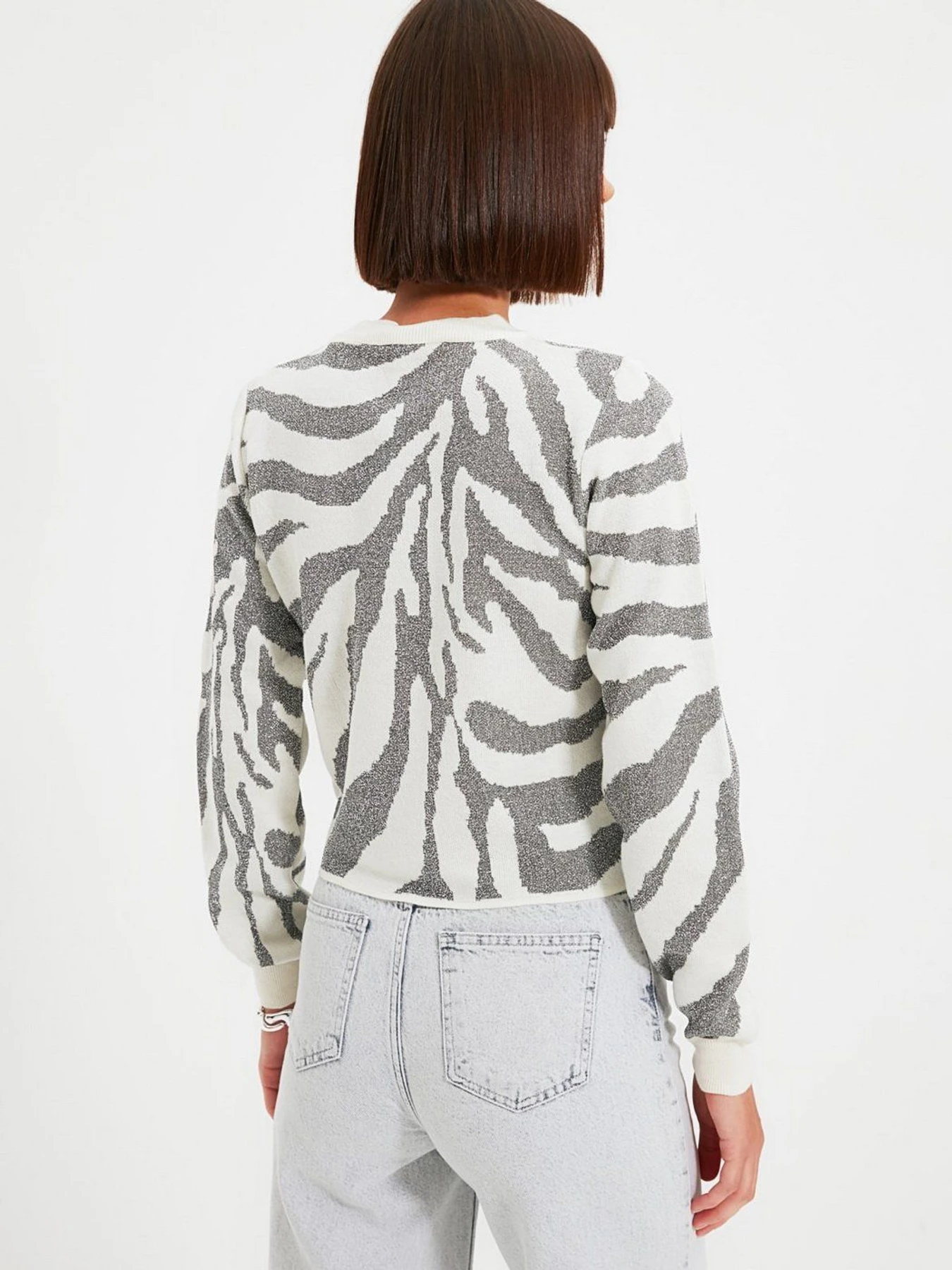 Свитры и кардиганы Trendyol модель TWOAW22KZ0241/Ekru Фото