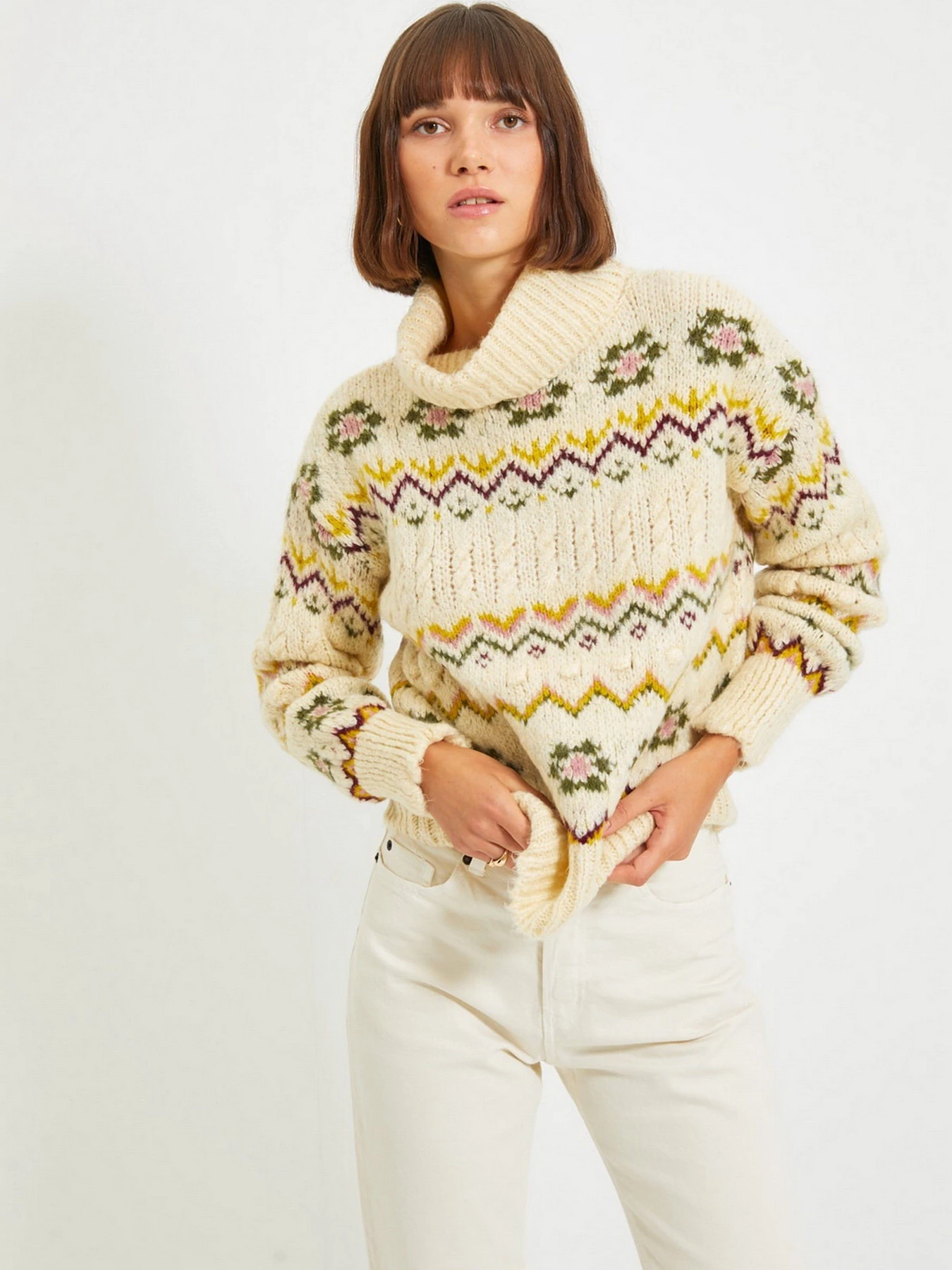 Свитры и кардиганы Trendyol модель TWOAW22KZ0512/Bej Фото
