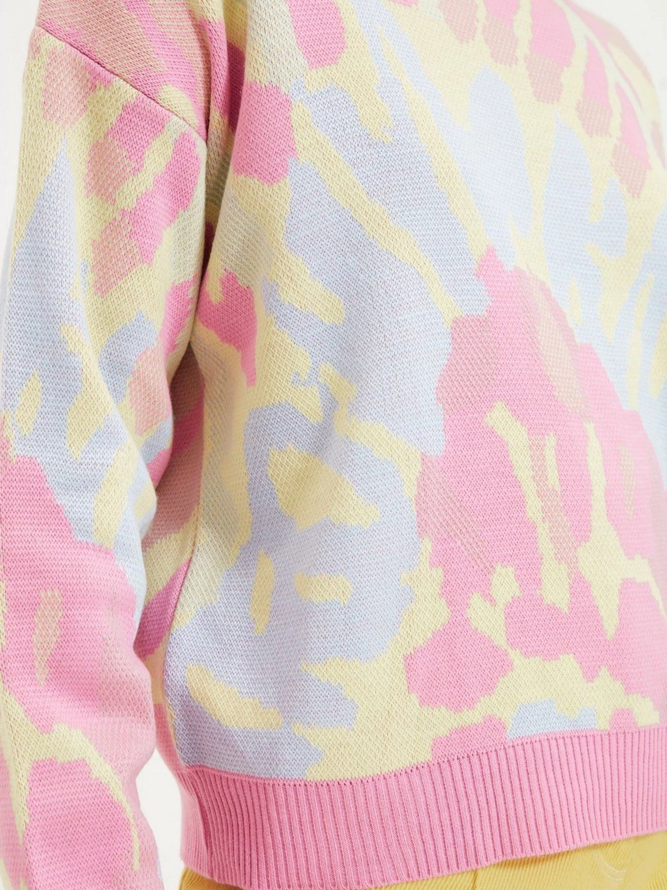Свитры и кардиганы Trendyol модель TWOAW22KZ0534/Pembe Фото