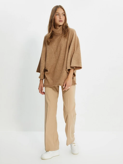 Свитры и кардиганы Trendyol модель TWOAW22KZ0762/Camel Фото