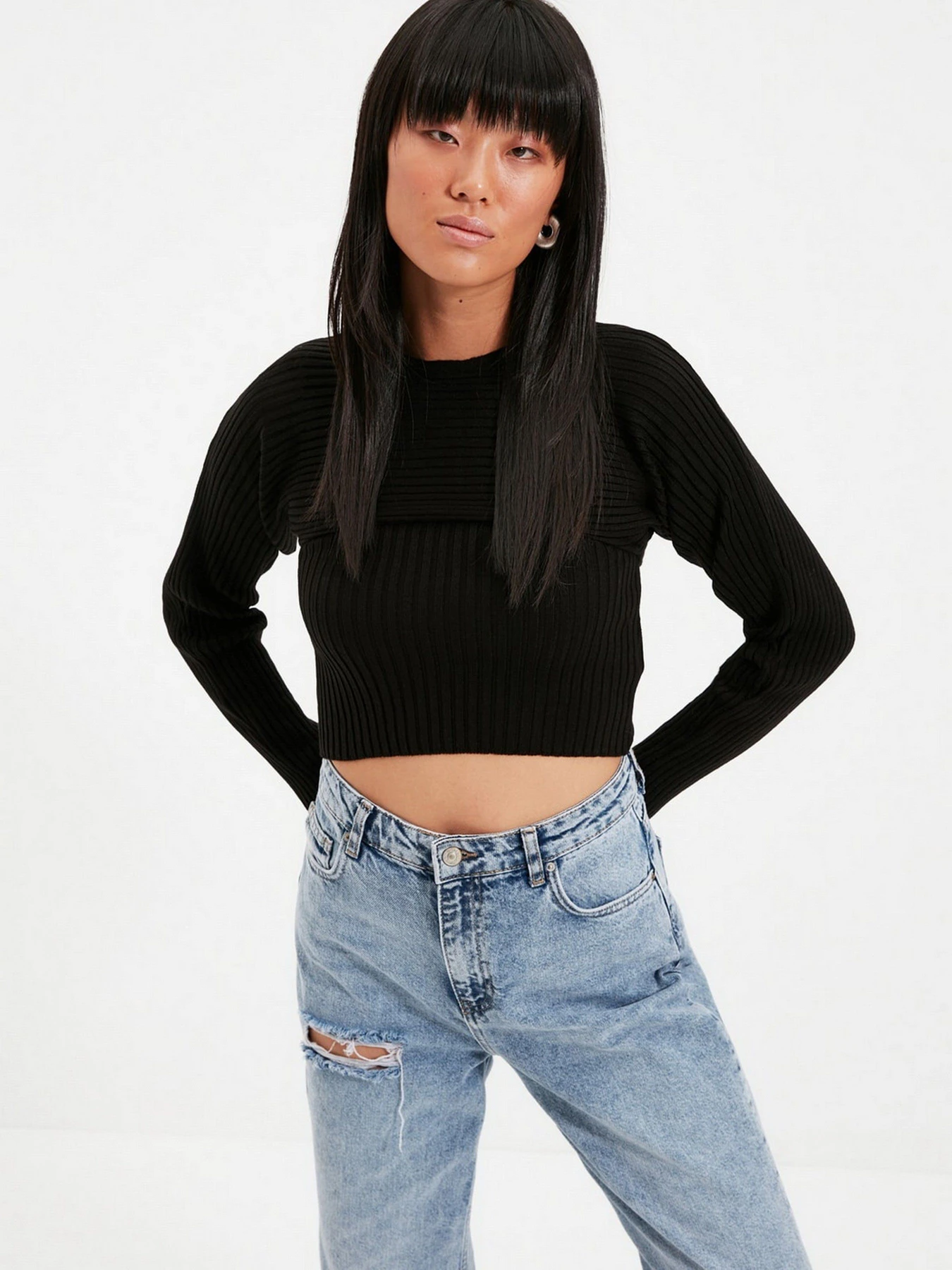 Свитры и кардиганы Trendyol модель TWOAW22KZ0773/Siyah Свитры и кардиганы Trendyol модель TWOAW22KZ0773/Siyah Фото
