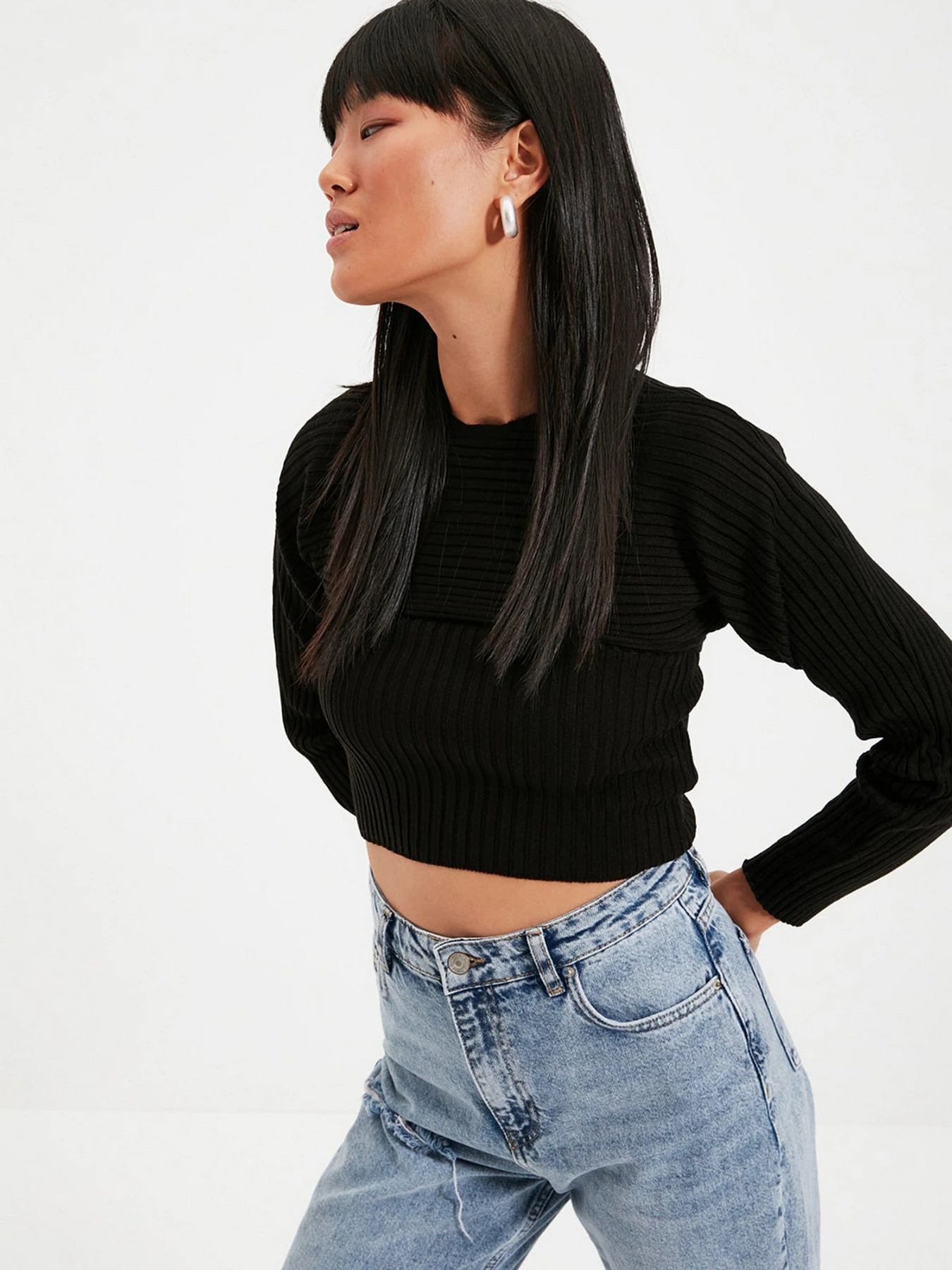 Свитры и кардиганы Trendyol модель TWOAW22KZ0773/Siyah Свитры и кардиганы Trendyol модель TWOAW22KZ0773/Siyah Фото