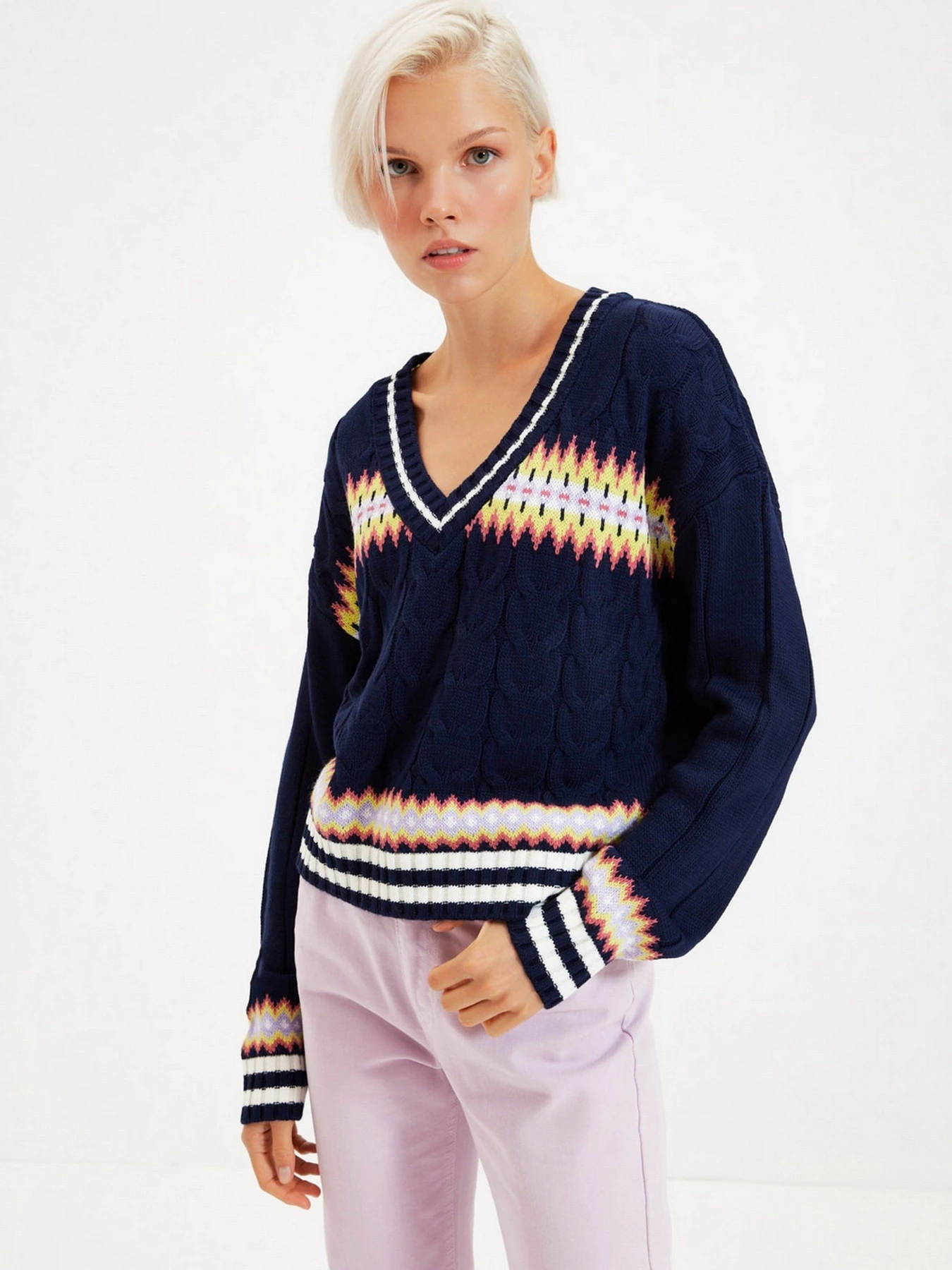 Свитры и кардиганы Trendyol модель TWOAW22KZ1120/Lacivert Фото