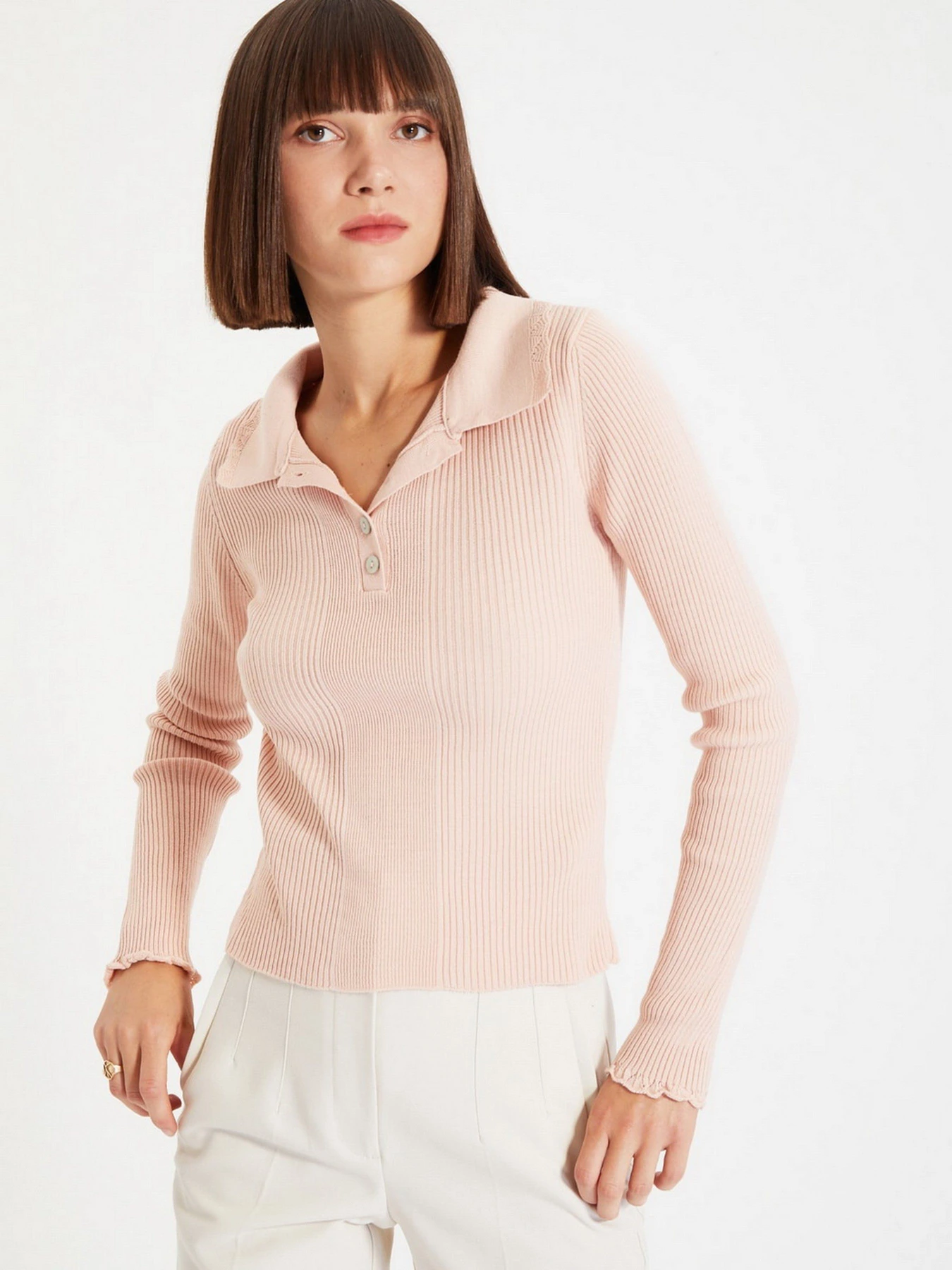 Свитры и кардиганы Trendyol модель TWOAW22KZ1354/Pudra Свитры и кардиганы Trendyol модель TWOAW22KZ1354/Pudra Фото